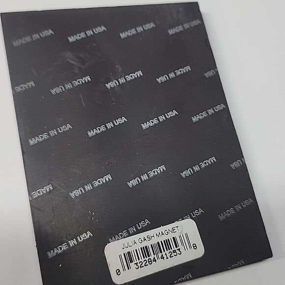 RARE Julia Gash Artist Hersheys Chocolate World Magnet - Picture 4 of 4